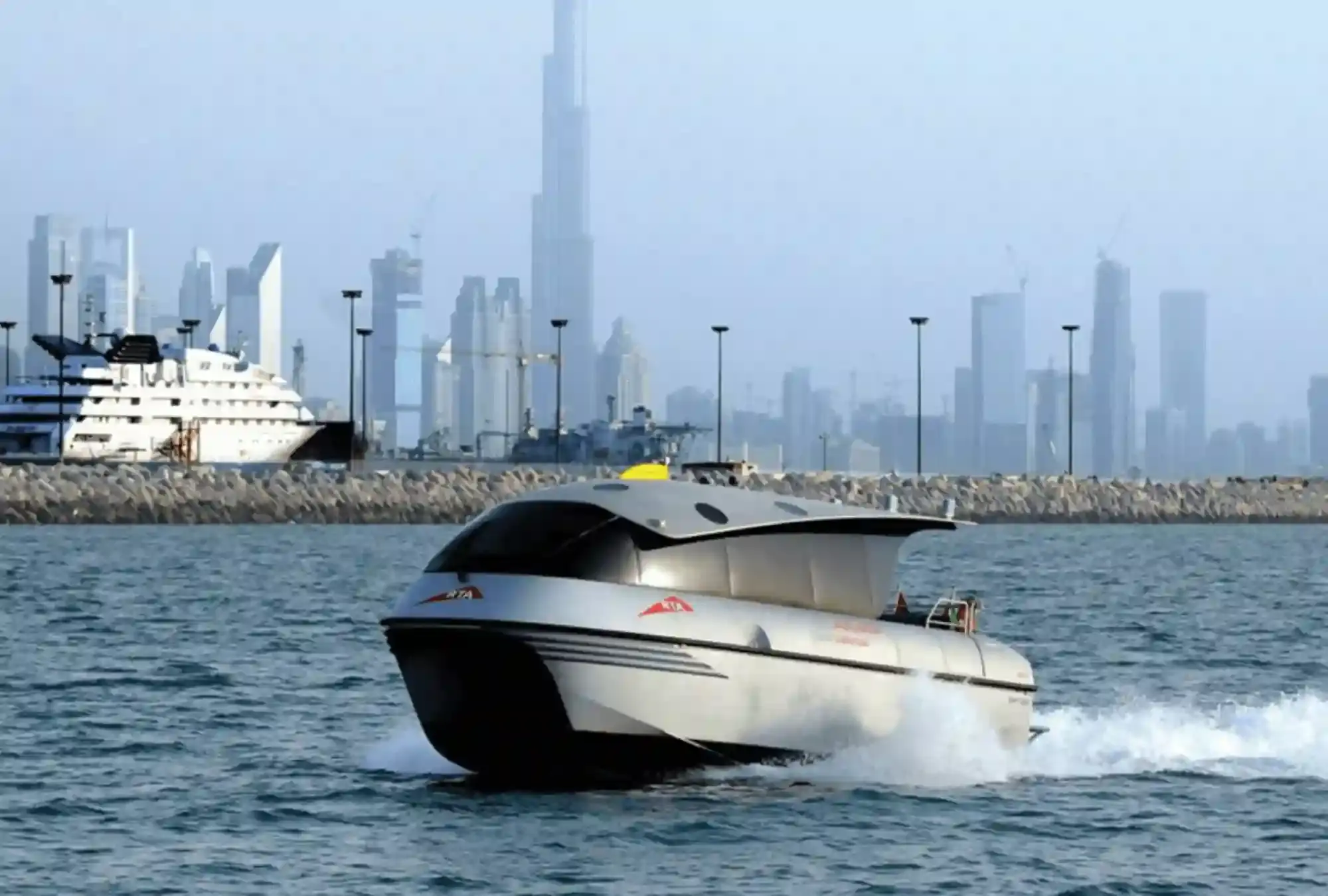 dubai-water-taxis-1695472701