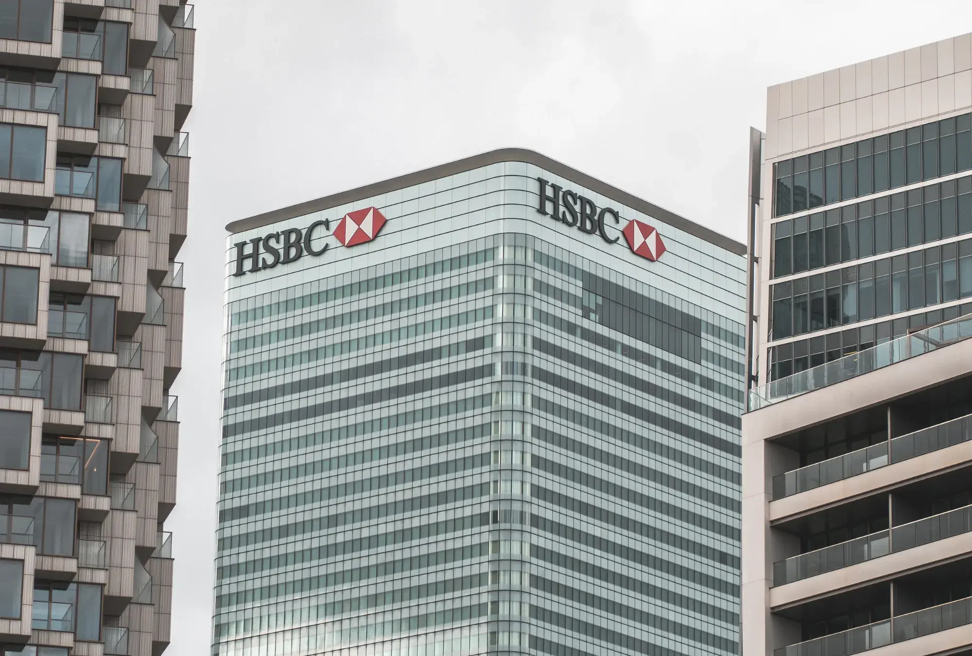 hsbc-one-of-the-best-bank-in-dubai-1700810625