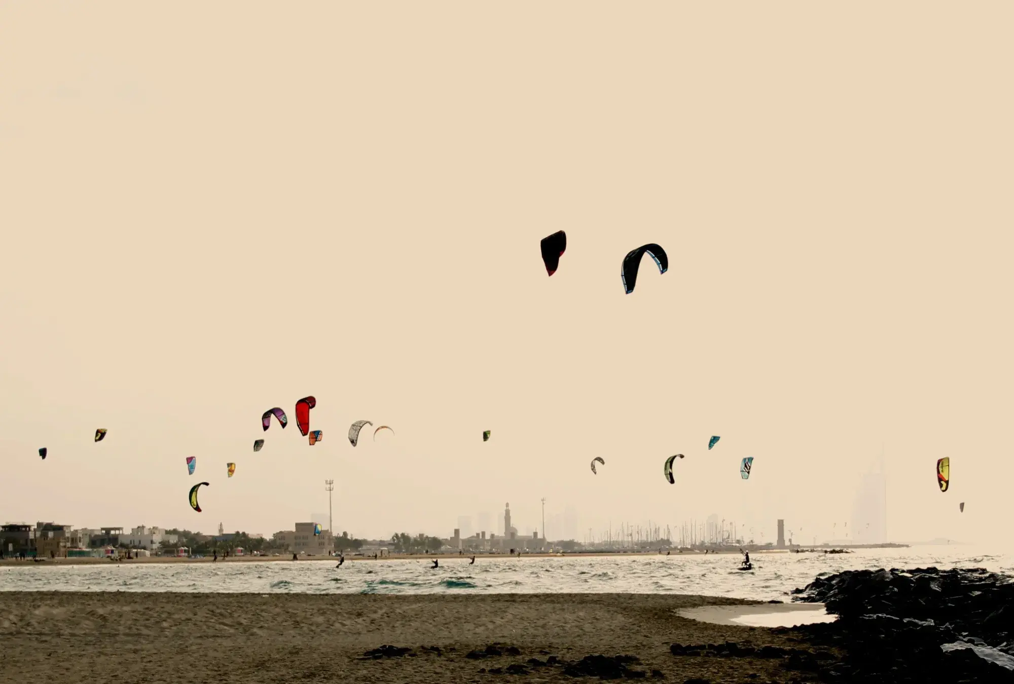 kite-beach---best-place-to-visit-in-dubai-for-free-1701435032