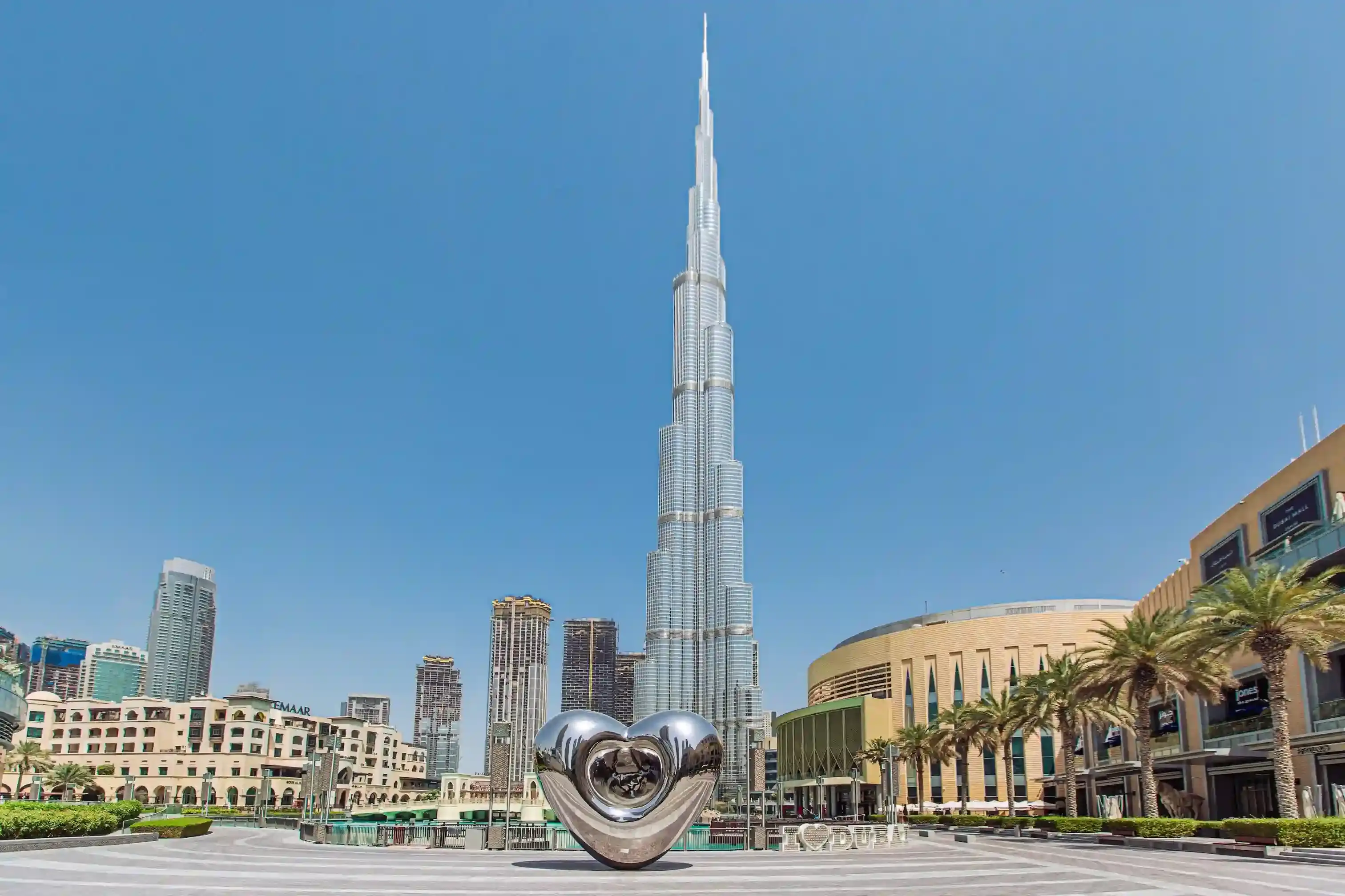 visiting-the-burj-khalifa-and-the-burj-park-1692691534