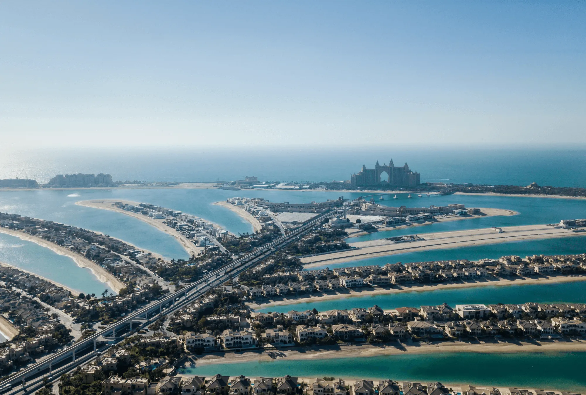 palm-jumeirah---embrace-the-calmness-of-crystal-clear-waters-from-the-comfort-of-your-home-1702622785